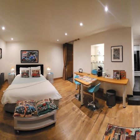 Highly Recommended Apartment Steps From The Lake Annecy Bagian luar foto