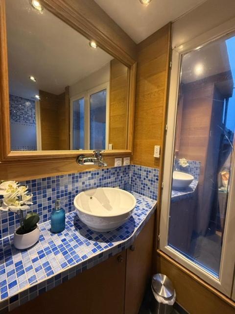 Highly Recommended Apartment Steps From The Lake Annecy Bagian luar foto